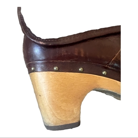 UGG lynnea brown leather Sherpa lined boots size 7 - Picture 5 of 10